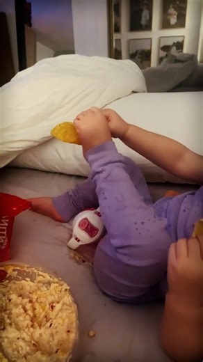 5.5M views · 53K reactions | Not the foot... 若禮 | FOODbible | Facebook