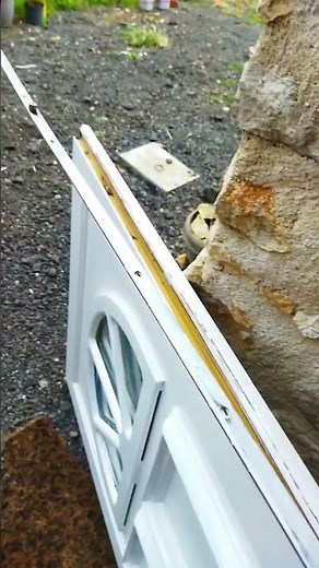 How to easily remove and replace a door cremone bolt | Stress-free practical guide 🛠️