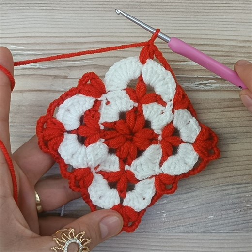 3.8K views · 161 reactions | Magnificent pattern knitting motif making | Knitting | Facebook