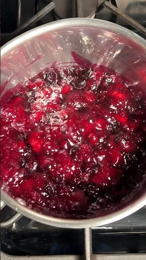 Let’s make a blueberry compote!