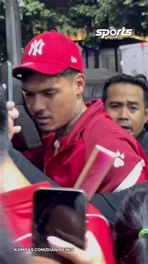 Momen Jens Raven dan Shayne Pattynama Nonton Timnas di GBK, Meski Tak Masuk Skuad John Herdman