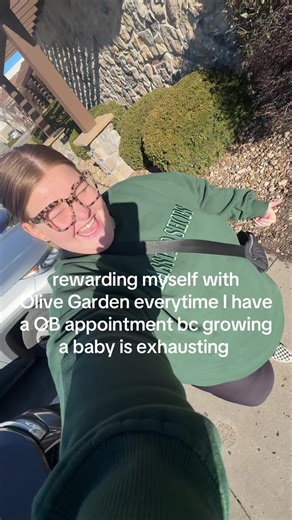 @Olive Garden this baby is 75% Zuppa soup 🍲 #olivegarden #pregnant #firsttimemom #momsoftiktok #mama