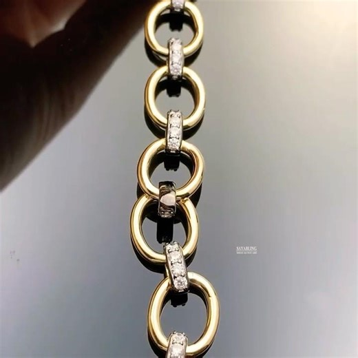 Sayabling White Sapphire Two Tone Oval Link Bracelet
