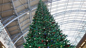 Home for the holidays: how to use today’s technology to bring your family closer together