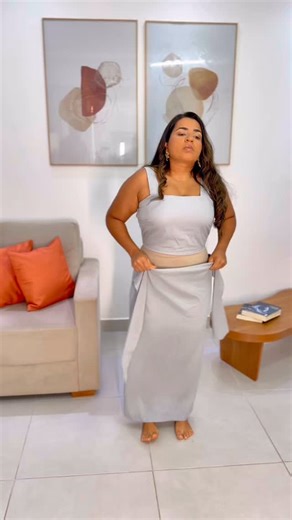 Top looks on Instagram: "REPOSIÇÃO conjunto Milca Disponível a partir dia 09/02 Tamanhos P/M/G/GG COMO COMPARAR?✨ ✨ Opção 1 Loja física 📍 Avenida Costa Azul, Bairro Novo Horizonte Valença/BA (Esquina que vai para o supermercado Ki Preço) ✨ Opção 2 — Online 💬 Como comprar on-line: 1️⃣ Escolha o modelo que você amou 2️⃣ Printe a foto 3️⃣ Envie para a gente no WhatsApp (Link disponível na bio) 📩 Nossa equipe está pronta para te atender com todo carinho. 🚚 Frete grátis para a Bahia em compras a 