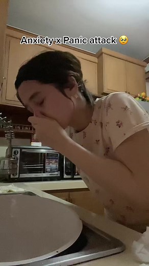 Pagsubok sa Gitna ng Panic Attack 🥹