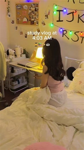 Alice | edtech on Instagram: "study vlog at 4AM 📚☕️✨🧸 @audeusapp #viral #study #studymotivation #studytime #desksetup #deskdecor #trending #learn #college #student #fyp #study #studentlife #cozyvibe #daily"