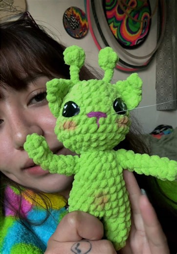 Me gusta mucho crear con propósito y que todo se vuelva un Alien 👽🫶🏻 #mamagatuna #gatos #crochet #amigurumi