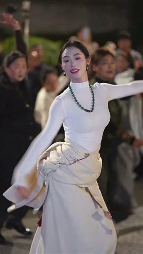 Yuzhu, Tibetan dance beauty,graceful Tibetan dance🌹