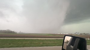 39K views · 800 reactions | The key to intercepting a #tornado with an HP supercell is to have an intimate relationship with the occlusion process. The storm will give you visual clues when it is about to produce a tornado. The occlusion process that led to the New London, IA tornado is shown here | Reed Timmer Extreme Meteorologist | Facebook