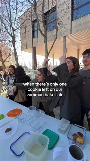 👀 #zaramun #mun #bakesale #fyp #zaragoza