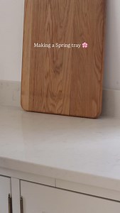 Make a Spring tray with me 🌿 Our glass rattan based trays are perfect for Spring/Summer! Use them inside and outside for a beautiful display 🤍 #tray #springtray #springtime #homedecor #cutehome #myhome #homeideas | Pretty Little Home