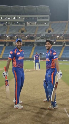 #cricket #mumbaiindians #shrots #viralvideo