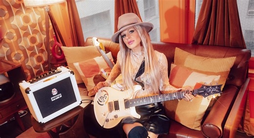 Orianthi and Orange Amps join forces for the White Crush, a 20W solid-state practice-friendly combo