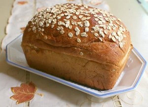 Honey Oatmeal Sandwich Bread