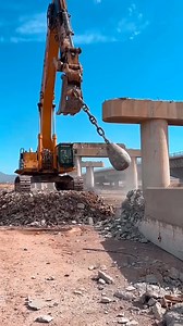 This is how to break bad construction #reactionvideo #viralshort #shorts #trendingshorts #short #funny | DS ki duniya