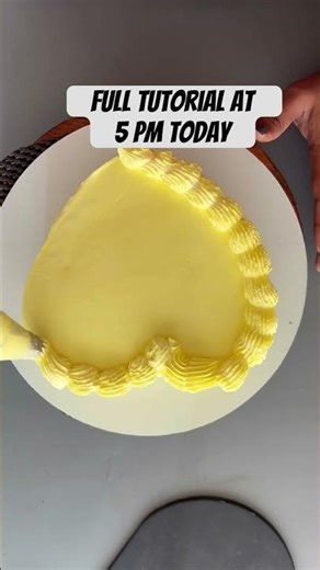 Stay tuned at 5 pm for full tutorial !!#shortsyoutube #cakedecoration #ytshort