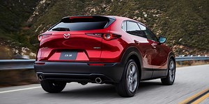 【最新】MAZDA3(マツダ3)・CX-30の違いを徹底比較！どっちがおすすめ！？【CX-30 vs MAZDA3(マツダ3) 2024年版】 | ひつじ茶屋