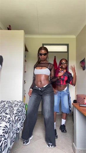 @Katsow_Ndlela !! dc who?🤣❤️