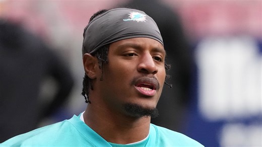 Dolphins still have 15 players from 2025 roster looking for work after NFL draft