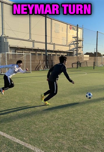 Can you do this skill😊?? この技出来ますか⚽️?? #football #soccer #サッカー #footballskills #soccerskills