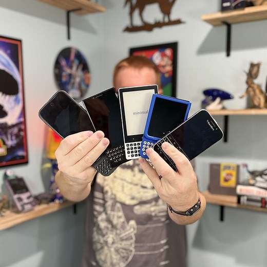 Keyboard Phone Buyer’s Guide 2025