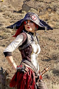 Borderlands 2 Captain Scarlett Costume