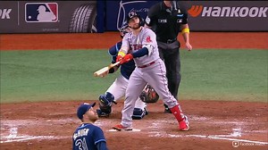 Christian Vázquez's big night at the plate, along with Jarren Duran's go-ahead single in the 9th, helped lead the Sox to a 3-2 victory! | Boston Red Sox Highlights