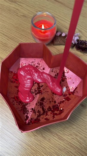 Easy Homemade Giant Dubai Chocolate with Caramel