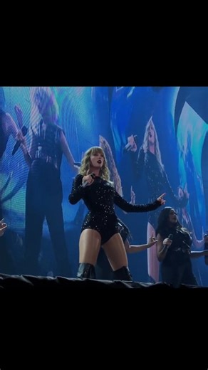 New Swiftie ✨🩵🫶🏻 on Instagram: "The Reputation Stadium Tour was so iconic! 🖤❤️‍🔥 OMG, about this performance, everything was perfect! It is one of my favorite acts from the Rep Tour! 😍🤩 🎥Source : TikTok-@/funfreefearless (The video isn't mine, credits belong to the person who made it!) 🏷Tags : #tour #reptour #queen #reputationstadiumtour #swift #taylor #taylornation #taylorswift #singer #reel #song #fire #outfit #2025 #memories #november #happyaniversary #performance #concert #gorgeous 