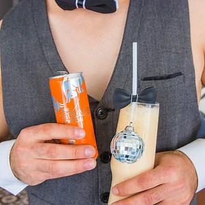 Ordering this Magic Mike Cocktail comes with an unexpected SEXY lap dance 😏🍹 MORE DETAILS: https://www.foodbeast.com/news/magic-mike-cocktail/ | Foodbeast