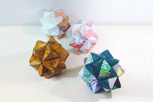 How To Make Medium-sized Icosahedral Origami Accessories