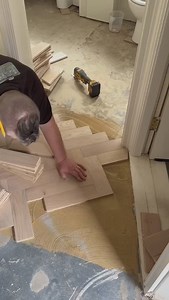 13K views · 336 reactions | Herringbone flooring tip ✅ Remember Tetris ?… 藍路‍♂️ #flooring #herringbone #howto #diy #pov #tips #tricks #wood #retro #teirnanmccorkell #flooringinstaller #manchester #stockport #fup #fyp #reel #reels | Teirnan McCorkell | Facebook