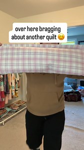 856 reactions · 25 comments | this one is ready for binding PATTERN: Electron by Villa Rosa Designs #makemorequilts #sewdaily #30minssewingdaily #maketimetomakequilts | Sew Sweet Quilt Shop | Facebook