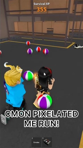 A race for the gun 🫣 #mm2 #murdermystery2 #roblox #mm2funny