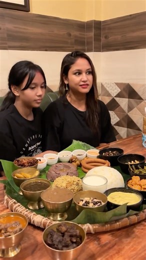 Siliguri’s Famous Mega Thali | Family Lunch at Timbor Restaurant #shorts