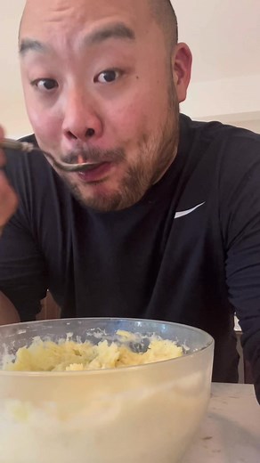 The Microwave is your friend. Think of it as a steamer and don’t listen to any anti-microwave bullshit. Science is on my side. The best and easiest way to cook many things that are good steamed/boiled…especially potatoes. Won’t find an easier or less of a cleanup way of cooking mashed potatoes. #mashedpotatoes #delicious #cookanyday #chefmike