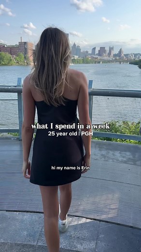 head to my profile to get my budget template/spending tracker! what I spend in a week as a 25 year old living in pittsburgh 🫶🏼 we’re getting into summer which is typically such a spendy time but i’m also moving in about a month so trying to be conscious about my finances in june! tracking my spending every week holds me accountable for my spending and helps me stick to my budget #whatispendinaweek #personalfinanceforwomen #howtobudget #spendingtracker #budgettemplate #budgetingtips