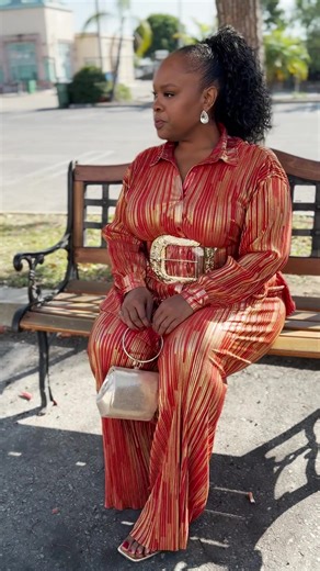 1.3K views · 1.4K reactions | Up to 50% off at ChicAndCurvy.com! | chicandcurvy.com | Facebook