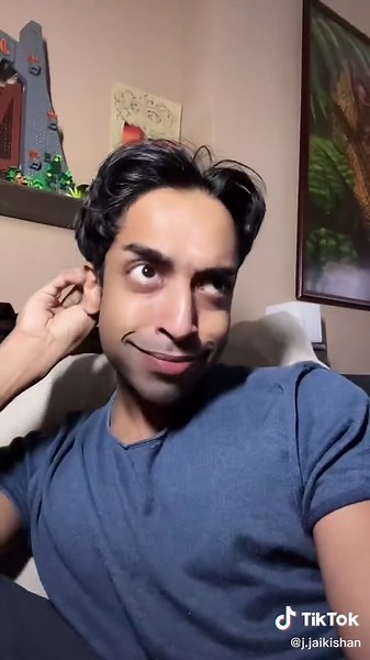 Repetitive Hand Gestures Explained