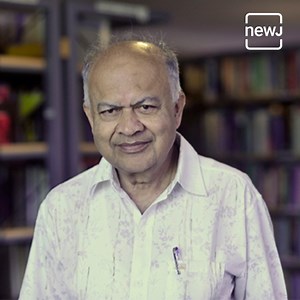 33K views · 3.1K reactions | ‘मराठी माणूस’मध्ये भेटा स्थिर स्थिती सिद्धांत जगाला सांगणारे खगोलशास्त्रज्ञ आणि लेखक डॉ. जयंत नारळीकर यांना. #AajNEWJDekhaKya | Boltoy Maharashtra | Facebook