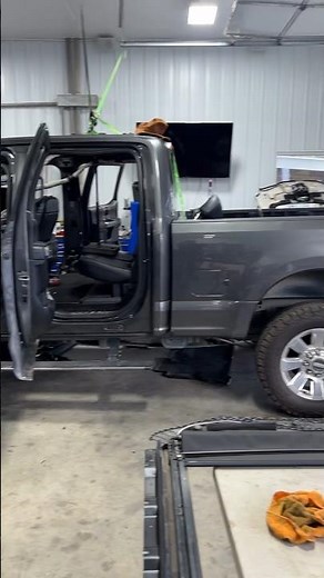 F250 panoramic sunroof repair.