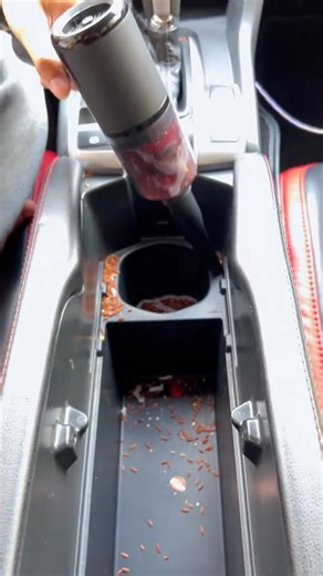 💡 Cordless & Portable – Clean Every Corner of Your Car! 👉Shop now：https://bit.ly/4nfx3xC 💪 Powerful Suction – Dust, Crumbs & Pet Hair Gone in Seconds! 🏋️ Compact & Handy – Perfect for Car & Home Use! | The Gadget Spot