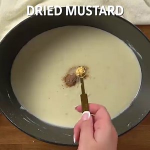 113K views · 28 reactions | Homemade Mac and cheese is quick and easy to make and the taste is amazing. https://ashleemarie.com/perfect-white-mac-and-cheese/ | Ashlee Marie | Facebook