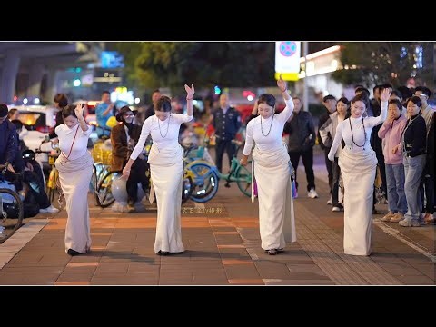 beautiful Tibetan sisters, graceful Tibetan dance "Yesangrela“