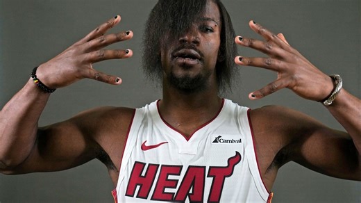 Country music lover Jimmy Butler belts out Melvins' 99 Bottles of Beer