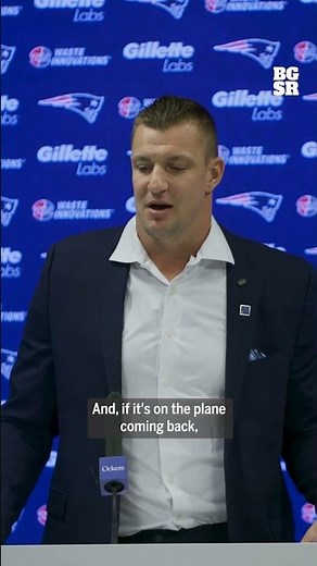 Rob Gronkowski returns to New England