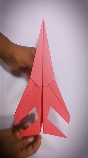 How to Fold a Paper Airplane That Flies Far and Straight
