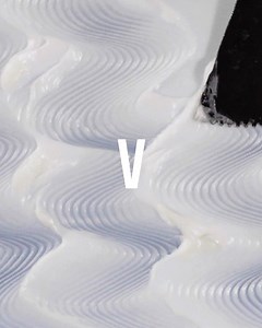 The Remedy for FINE HAIR Colorless Hair Mask is here to hydrate strands without the weight 🧖‍♀️🧖 🌟 Formulated specifically for fine hair 🌟 Color-safe & curl-friendly 🌟 Nourishing ingredients including Aloe Vera & Argan Oil Use on its own when fine hair is feeling dry and dull or use it to dilute your fave Coloring Conditioner shades! Shop now at: http://bit.ly/2Iz7GGD • video description: the remedy for fine hair colorless hair mask swatched against multiple surfaces, held under running wat