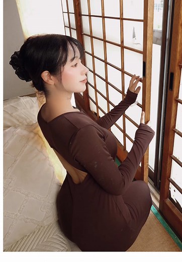 Experience the Calm Sounds of Japanese Shoji ASMR